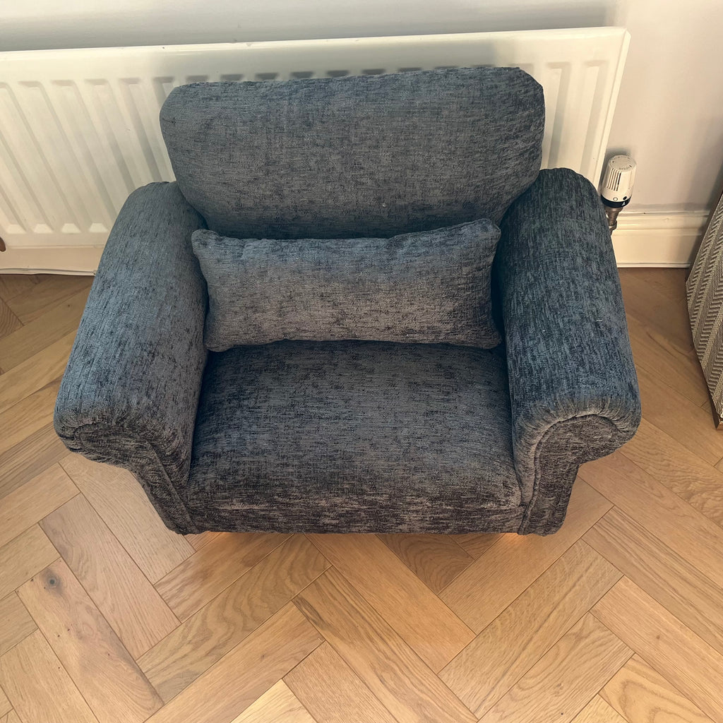 luxury mini pet arm chair bed for dogs and cats and spoilt pets